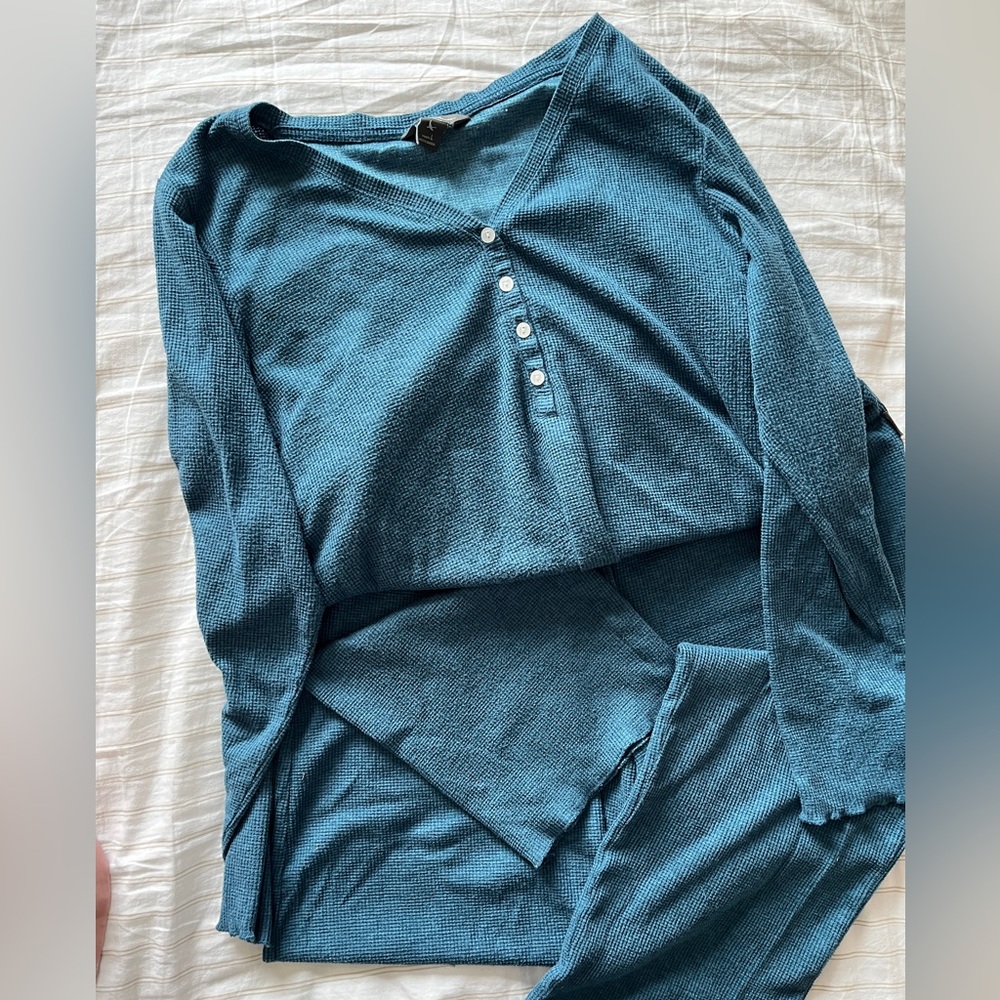 Eddie Bauer matching sleep set